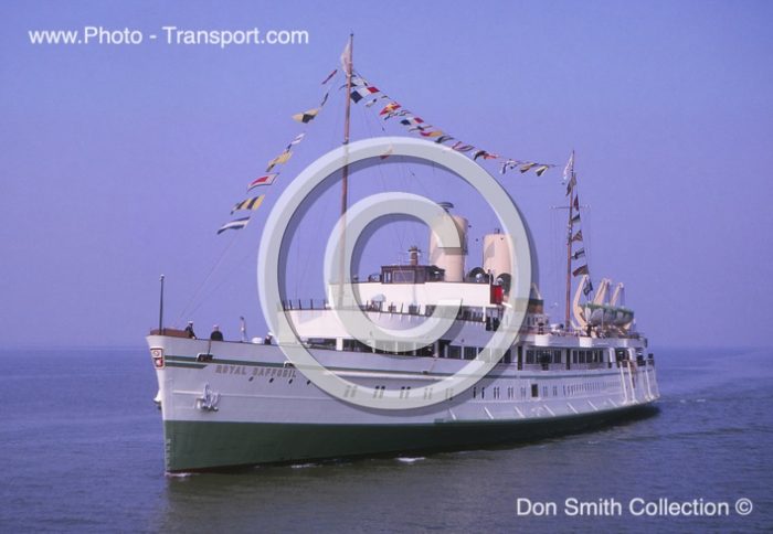 ROYAL DAFFODIL - Pleasure Steamer