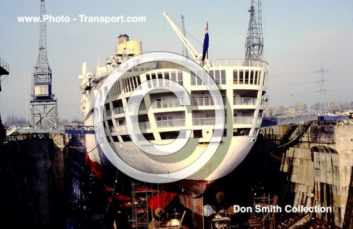 ORIANA - Pass Cruise