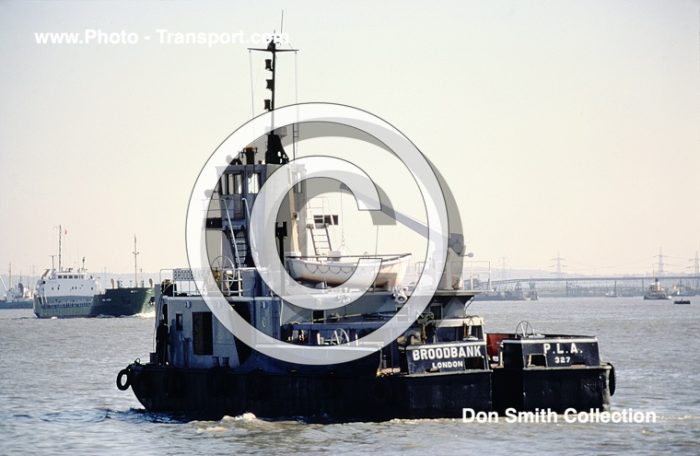 BROODBANK - P.L.A.Tug - Pusher Tug