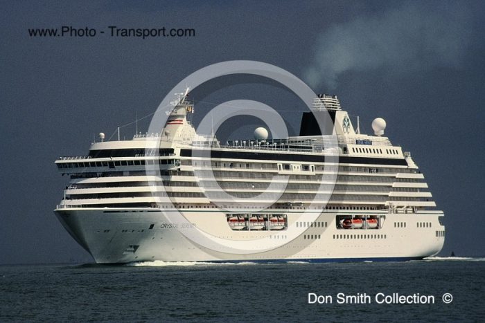 CRYSTAL SERENITY - Pass Cruise