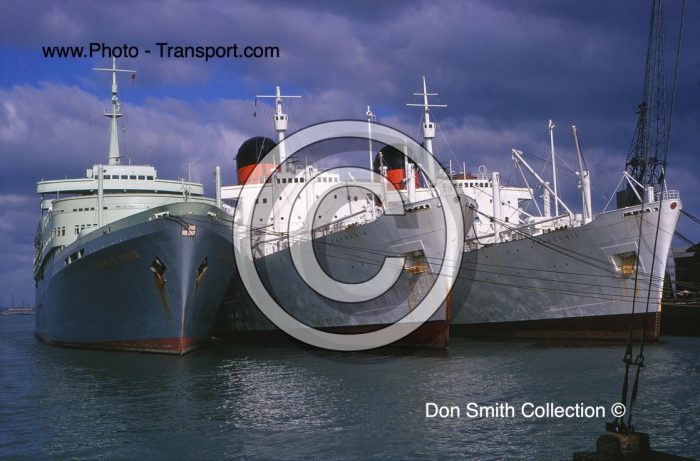SOUTHERN CROSS with CARMANIA and FRANCONIA - Pass Cruise