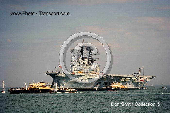 HMS ARK ROYAL - R09 - Aircraft Carrier