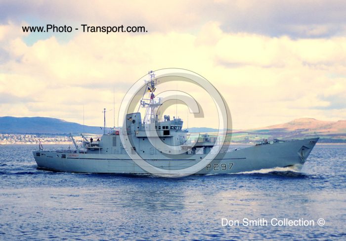 HMS GUERNSEY - P297