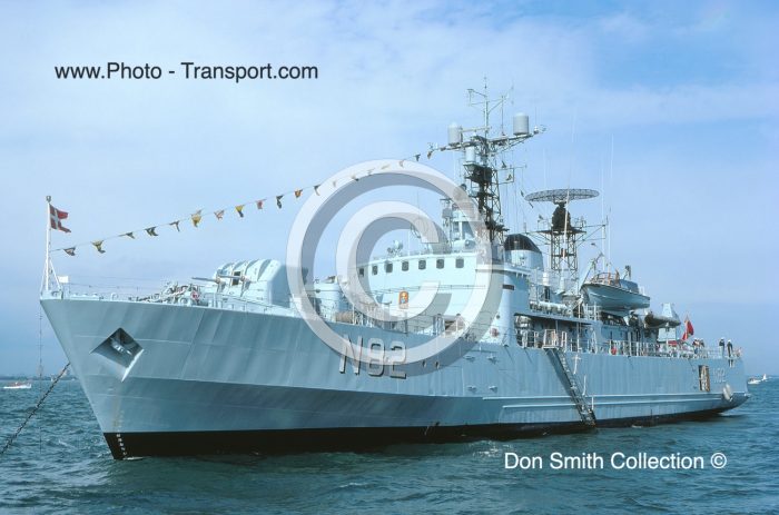 MOEN  - N82 - Minelayer - Danish Navy