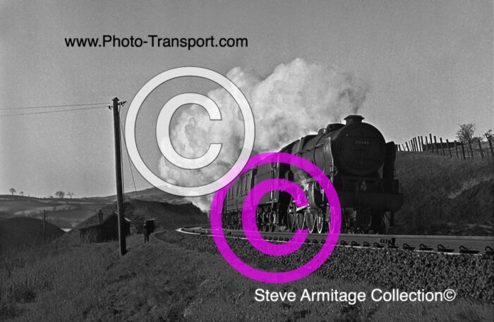 Ex LMS "Royal Scot" Class 4-6-0 No.46140 "The Kings Royal Rifle Corps" at Low Gill