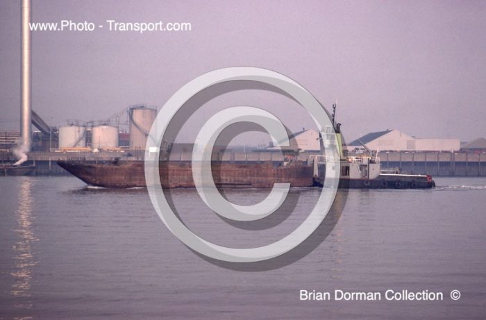 BROODBANK - Pusher Tug