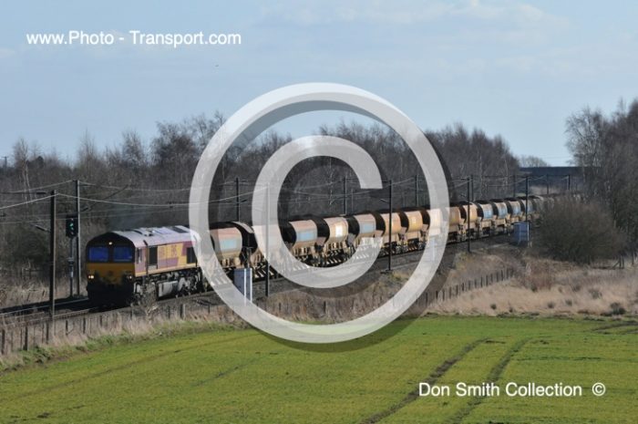 Class 66 No.66104 EWS Livery