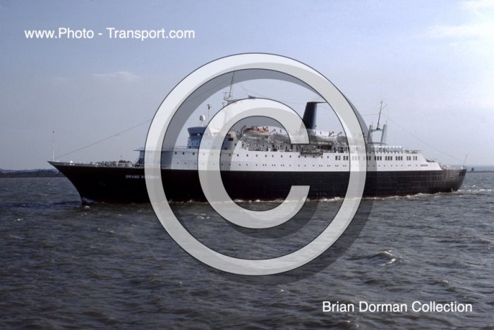GRAND VICTORIA - Pass Cruise