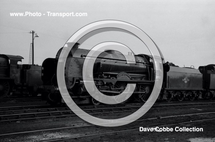 “V” 4-4-0 Schools Class No.30931 King’s Wimbledon  