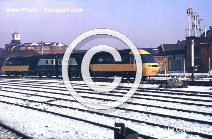 Class 43 No.43030 & 43031 (253 015)