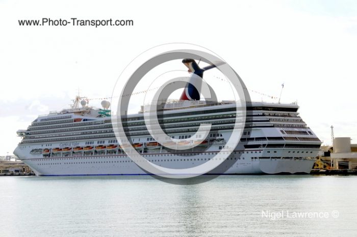 CARNIVAL VALOR - Pass / Cruise