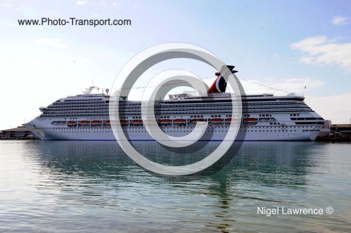 CARNIVAL VALOR - Pass / Cruise