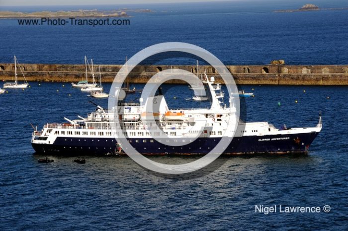 CLIPPER ADVENTURER - Pass / Cruise
