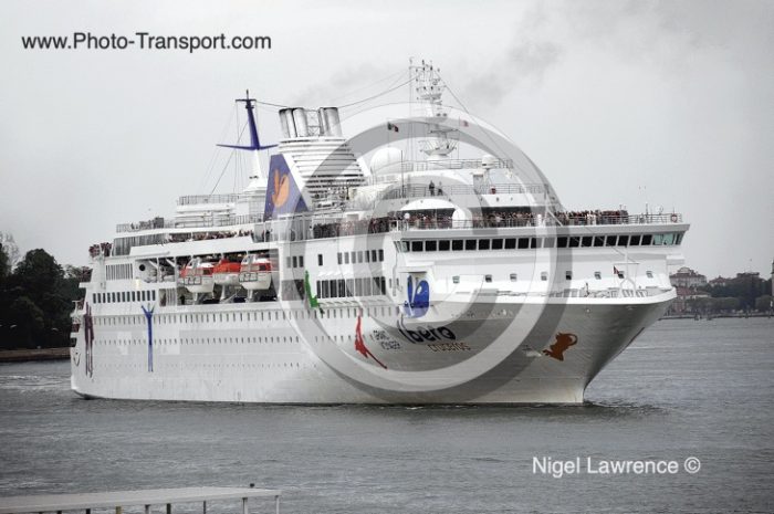 GRAND VOYAGER - Pass / Cruise