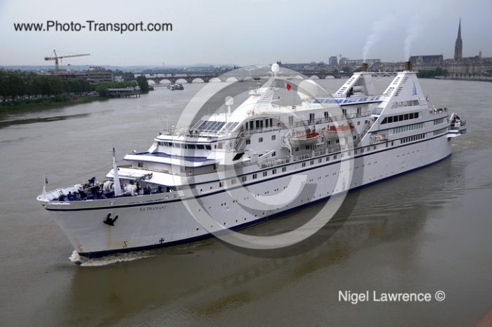 LE DIAMANT - Pass / Cruise