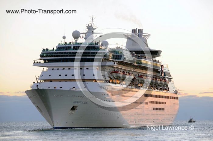 MAJESTY OF THE SEAS - Pass / Cruise