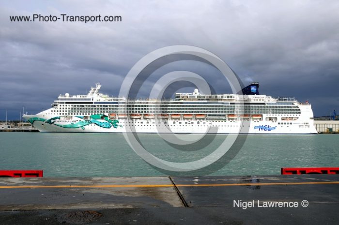 NORWEGIAN JADE - Pass / Cruise