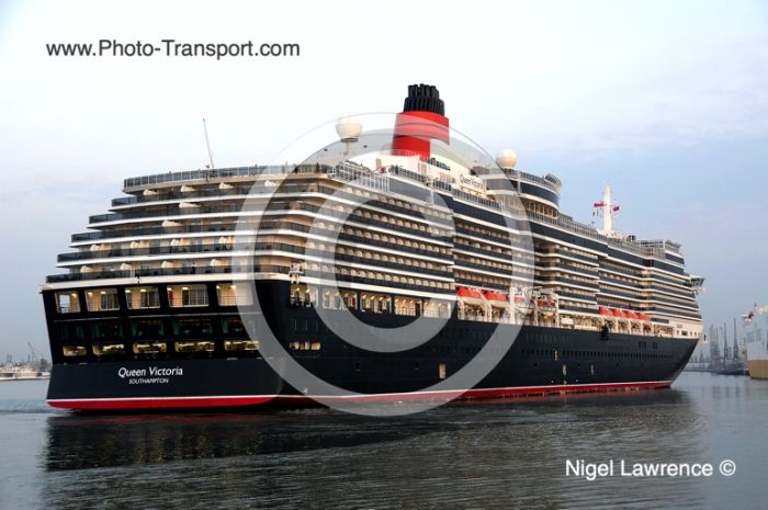 QUEEN VICTORIA - Pass / Cruise