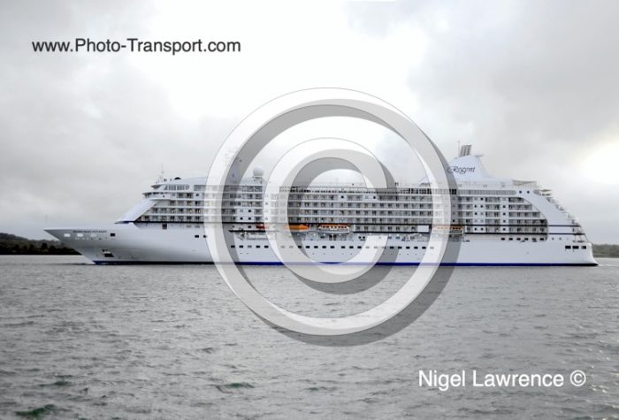 SEVEN SEAS VOYAGER - Pass / Cruise