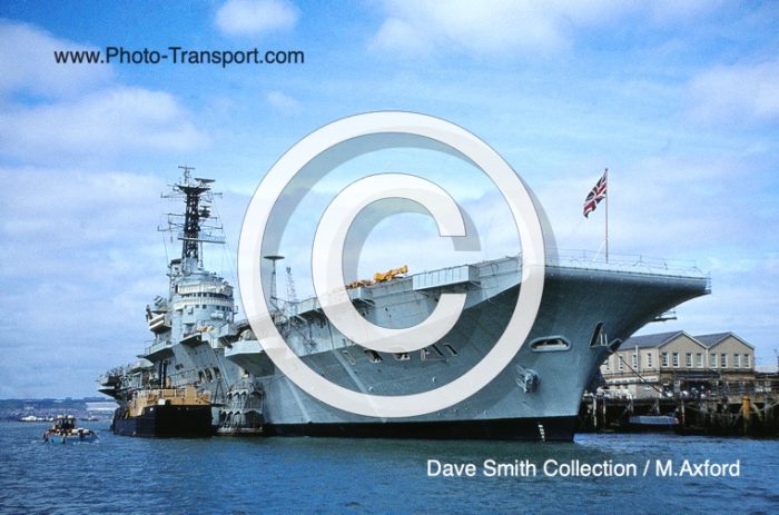 HMS BULWARK   RO8 - Aircraft Carrier