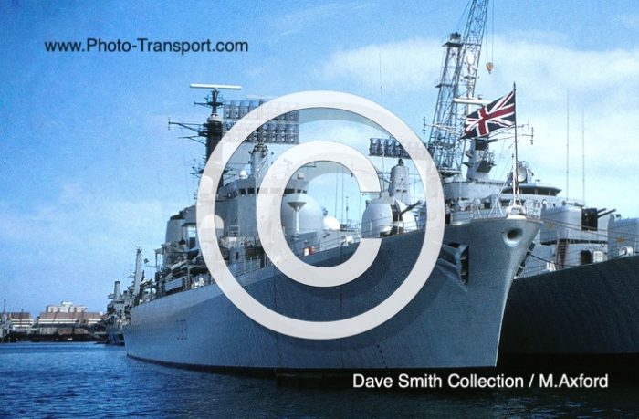 HMS BRISTOL  D23 - Destroyer