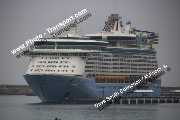 VOYAGER OF THE SEAS  -  Pass Cruise  