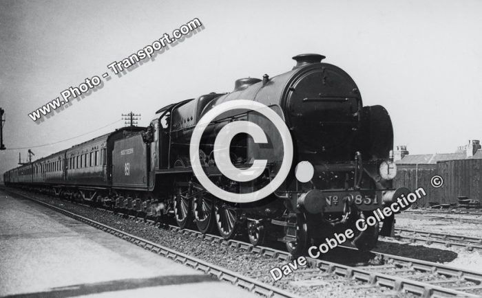 Lord Nelson 4-6-0  No.851 SIR FRANCES DRAKE