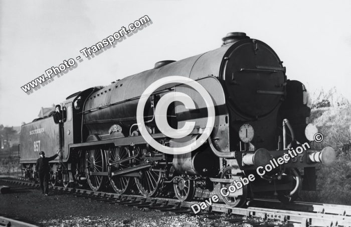 Lord Nelson 4-6-0  No.857 LORD HOWE