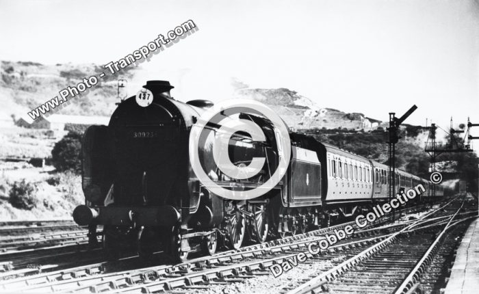 SCHOOLS “V” CLASS 4-4-0 No.30923 BRADFIELD