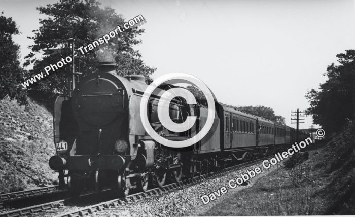 SCHOOLS “V” CLASS 4-4-0 No.936 CRANLEIGH