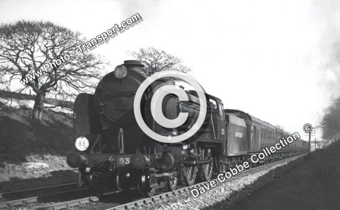 SCHOOLS “V” CLASS 4-4-0 No.935 SEVENOAKS