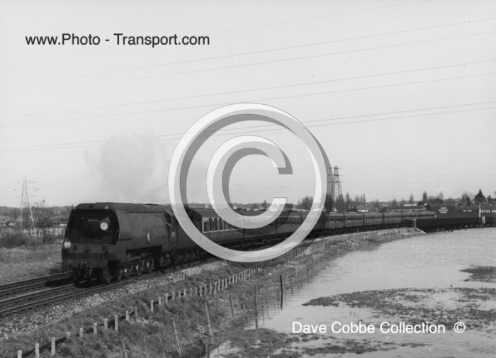 Merchant Navy Class 4-6-0  No.35021 New Zealand Line