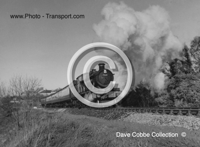 GWR 6959 Class No. No.7917 North Aston Hall