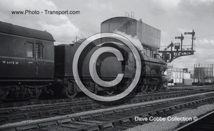 GWR Class 4073 4-6-0 No.7017 G.J.Churhward