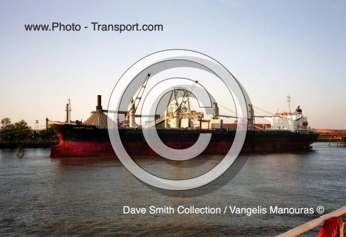 LIBERTY HAWK  -   Bulk Carrier