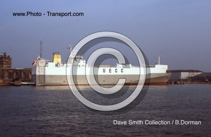 AUTORACER  - Vehicle Carrier