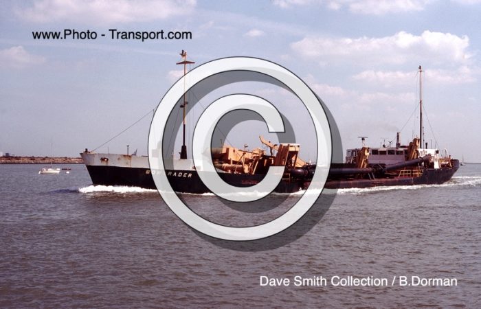 BOWTRADER  -  Dredger