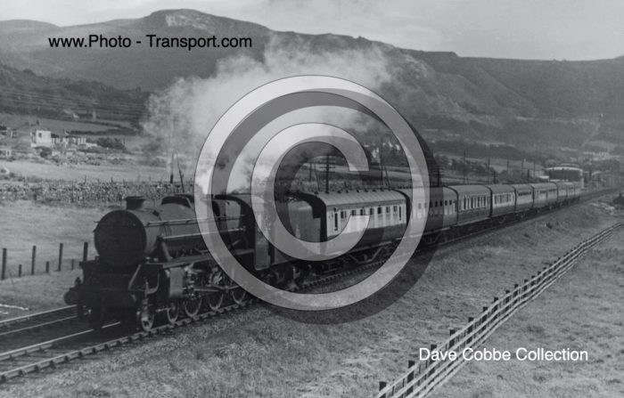 LMS Black 5 4-6-0 No.44907