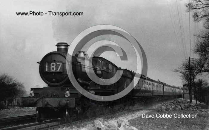 GWR Castle Class 4073  4-6-0 No.5008 Raglan Castle