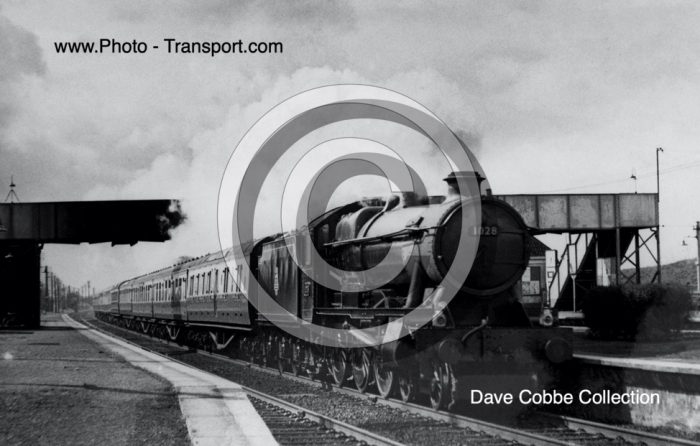 GWR County Class 4-6-0 No.1028 County of Warwick