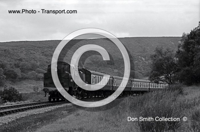 BR Standard Tank Class 4MT 2-6-4t No.80135