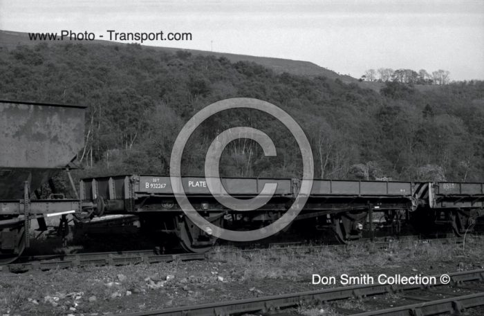 22t flat wagon  No.B932267 Sheldon 1954 Levisham
