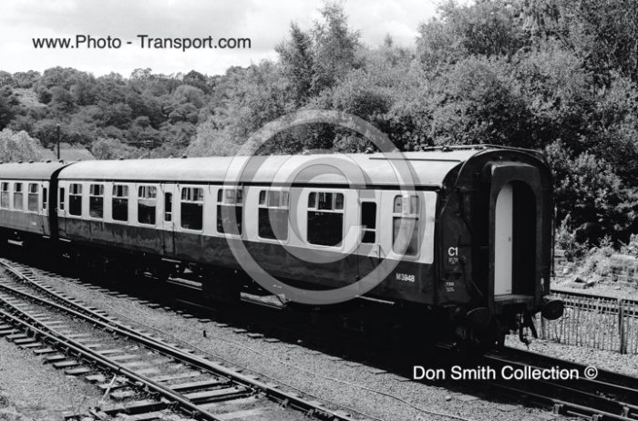 M 3948 Mk 1 coach