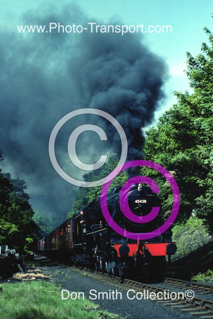 LMS CLASS (Black 5) 4-6-0 No.45428 ERIC TREACY