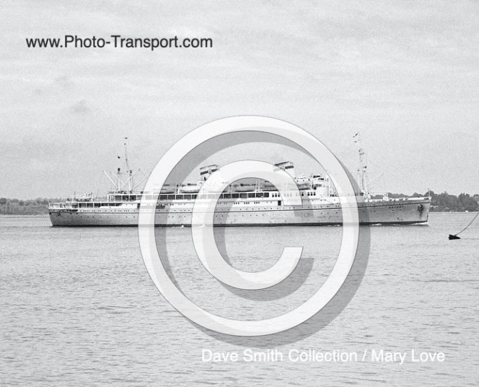 BATORY - Pass Cruise - White Hull
