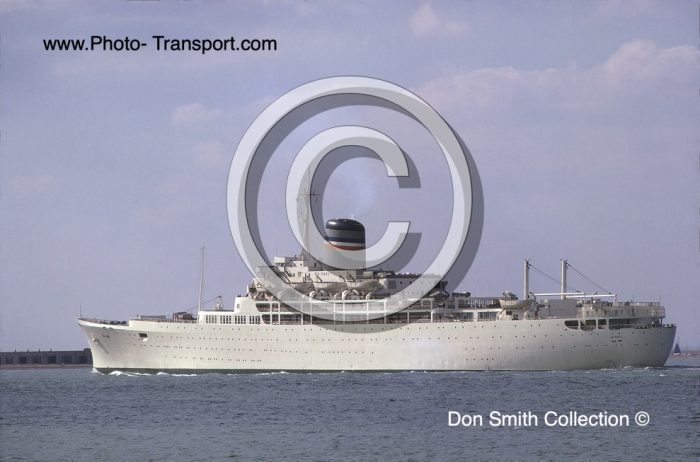 S.A.VAAL ex Transvaal Castle  -  Pass Cruise
