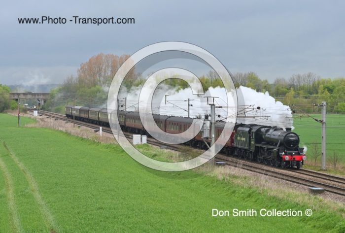 LMS Stanier Class 5 (Black Five) No.44932