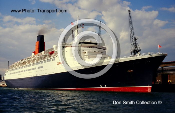 QUEEN ELIZABETH 2  - Pass Cruise