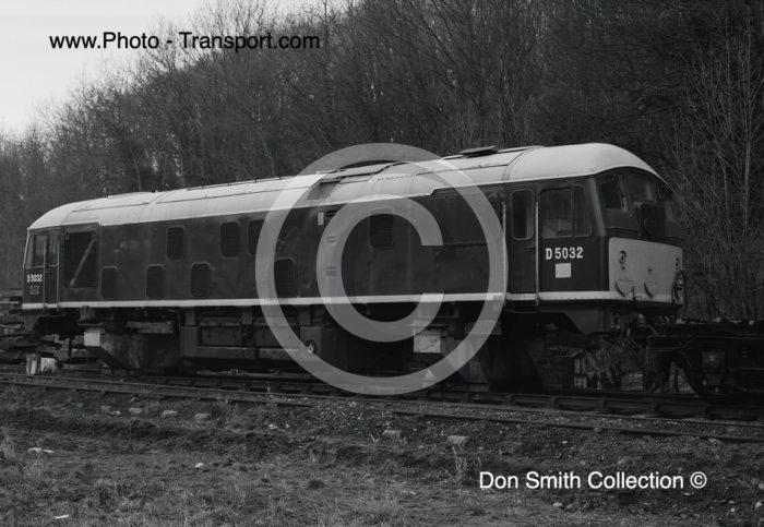 D5032/24032 Helen Turner