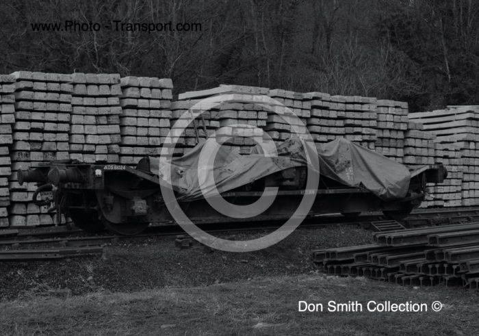 Low loader wagon No.ADS 61024